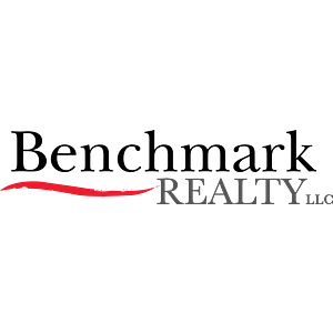 Stephanie Jones, Benchmark Realty - Logo