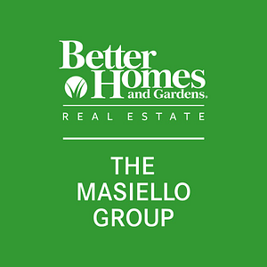 Roxy Mailhot, REALTOR