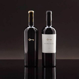 Sinegal Estate Winery - Logo