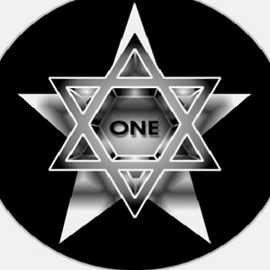 I Am One Tarot & Intuitive Psychic
