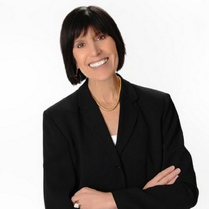 Mindy Oberhardt - RE/MAX UNITED