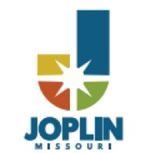 Cunningham Aquatic Center - Public swimming pool in Joplin