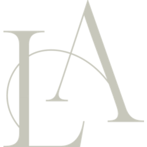 Lindsey Armour Photography - Logo