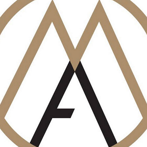 Melodee Armstrong - Logo